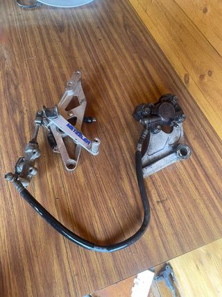 Freno trasero completo susuki 750 gsx r