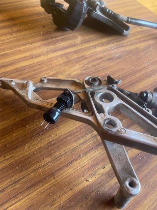 Freno trasero completo susuki 750 gsx r