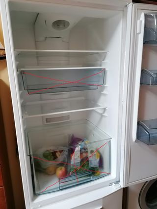 cajón frigorífico AEG Santo y accesorios