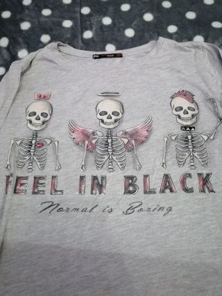 camiseta ☠️chica Bershka 
