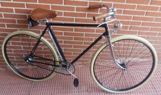 Bicicleta vintage antigua