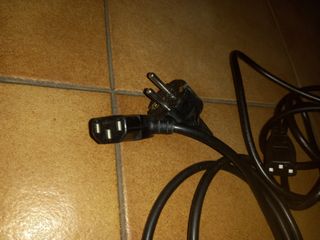 8 Cables alimentación