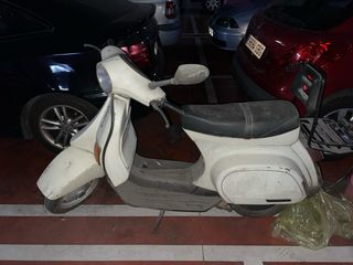 Vespa 125