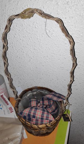 CESTA DE MINBRE PEQUEÑA.