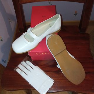 Zapatos y guantes comunión DE PIEL COMO NUEVO
