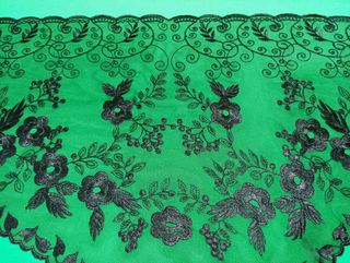 MANTILLA NUEVA tres picos adulta negra OPORTUNIDAD