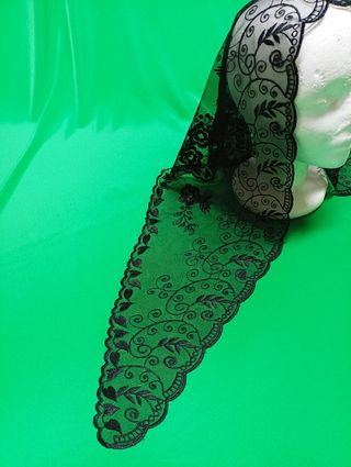 MANTILLA NUEVA tres picos adulta negra OPORTUNIDAD