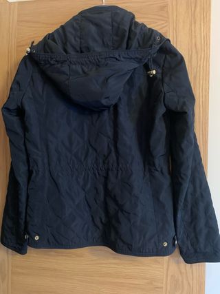 Chubasquero azul marino T.L Zara
