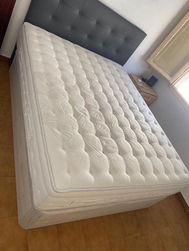 CANAPES Y COLCHONES DE FABRICA !!