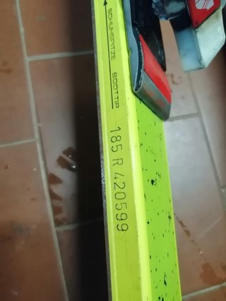 Sci Volkl P10 con Attacchi
