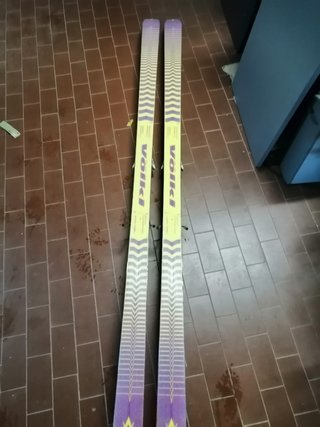 Sci Volkl P10 con Attacchi