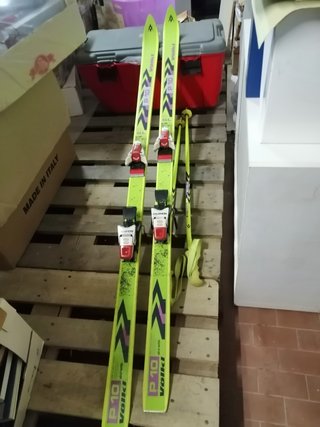 Sci Volkl P10 con Attacchi