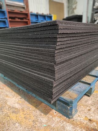 Fabricación suelos caucho nacional