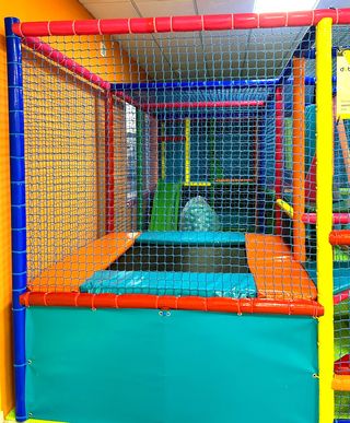 Parque bolas infantil con cama incluida