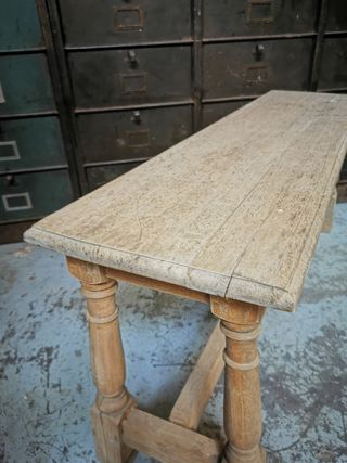 Banco. Madera. Antiguo.