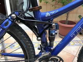 bici doble trek fuel X7 mujer electrificada