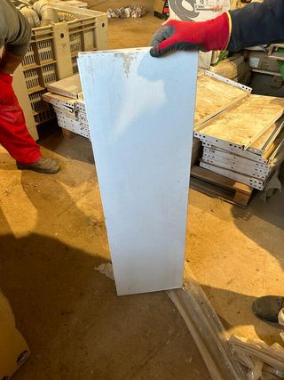 BANDEJAS DE ESTANTERÍAS METÁLICAS BLANCAS