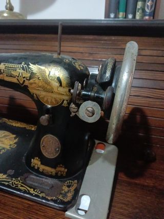 Maquina coser Singer