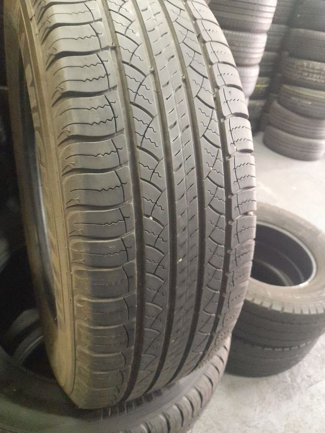 225 65 17 102H m+s ay 4 rueda 40b€ la unidad