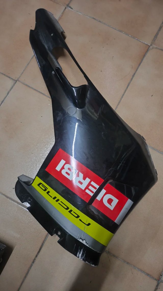 Despieze carenado derbi grp racing negra