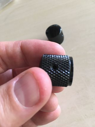 fender telecaster black knobs
