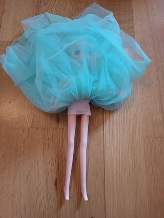 Muñeca tipo Barbie japonesa