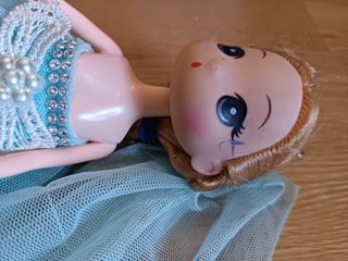 Muñeca tipo Barbie japonesa