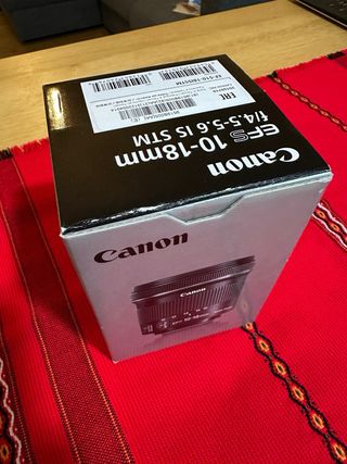 Objetivo Canon EF-S 10-18mm con Caja y manual