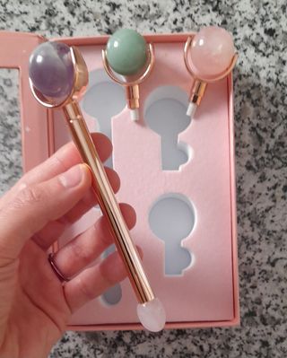 Skin roller con piedras intercambiables