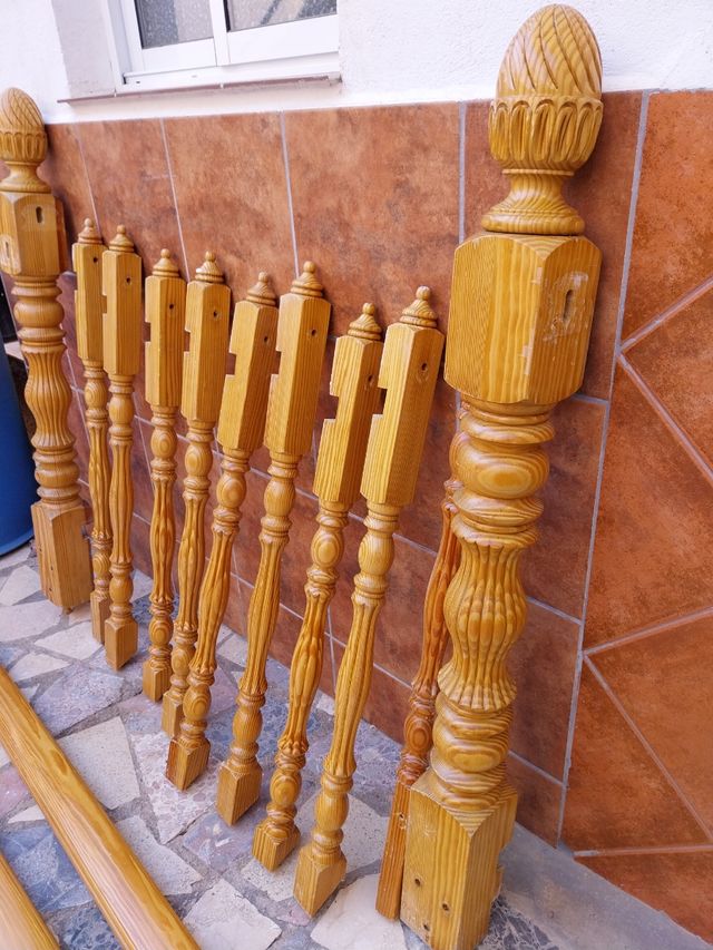 Barandilla de madera torneada