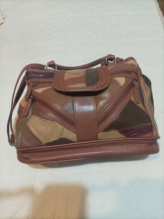 Bolso de piel de mujer 