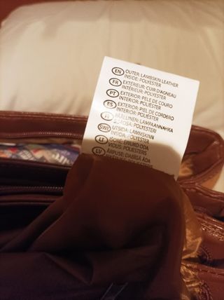Bolso de piel de mujer 