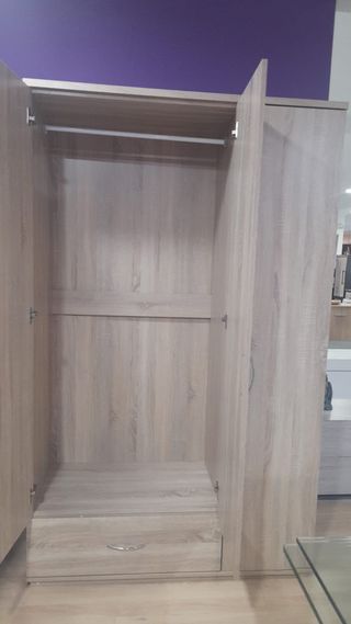 Oferta Armario 3 puertas con espejp