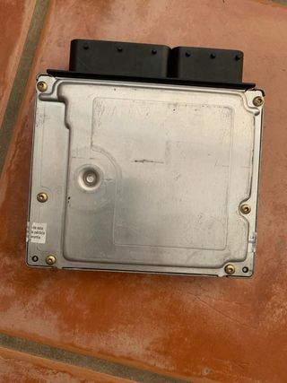 Centralita motor Mercedes W211