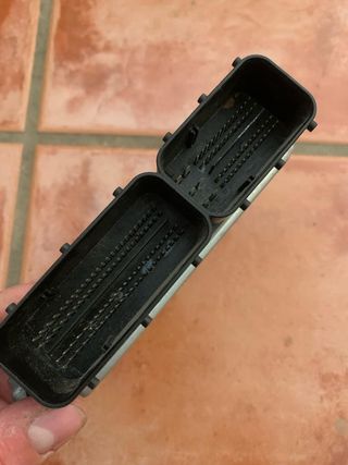 Centralita motor Mercedes W211