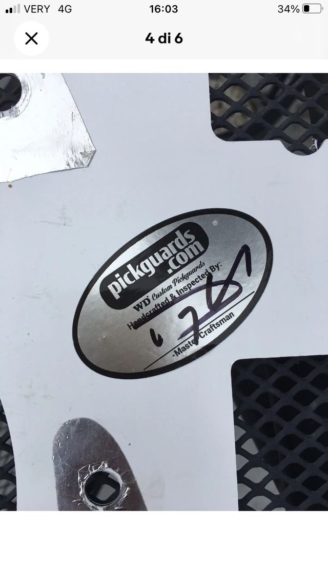 fender jazzmaster red pickguard humbucker