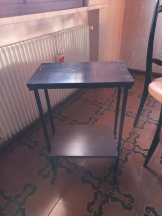 Mobiletto porta TV o porta fiori