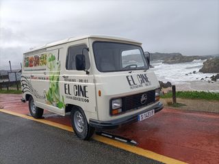 Furgoneta vintage PEGASO SAVA 1970