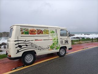 Furgoneta vintage PEGASO SAVA 1970