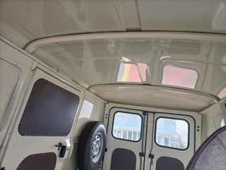 Furgoneta vintage PEGASO SAVA 1970