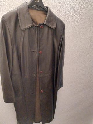 Chaqueta tres cuartos polipiel