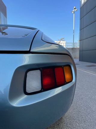 Porsche 928 1982