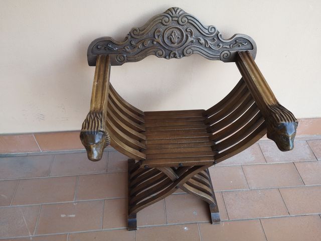 Sedia Savonarola anni 60 Testa di leone