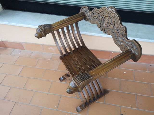 Sedia Savonarola anni 60 Testa di leone