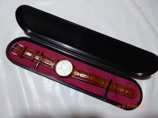 Reloj "Duart" quartz, con caja de regalo