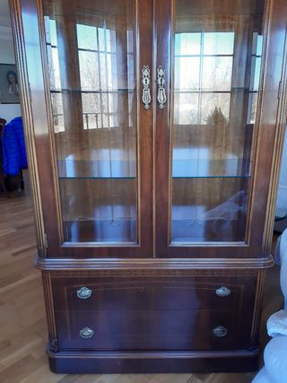 Mueble Vitrina Salón. Buen estado