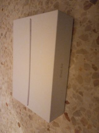 iPad Air wi-fi caja