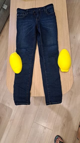 Equipación  de moto para  mujer. 