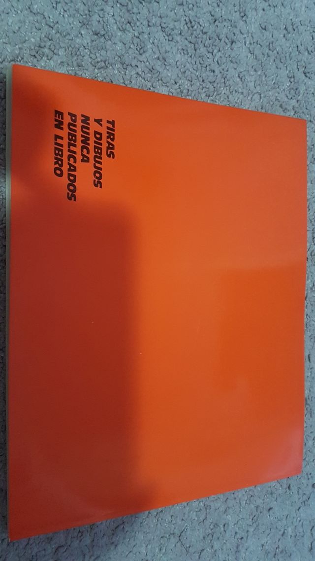 Mochila con un osito futbolero.