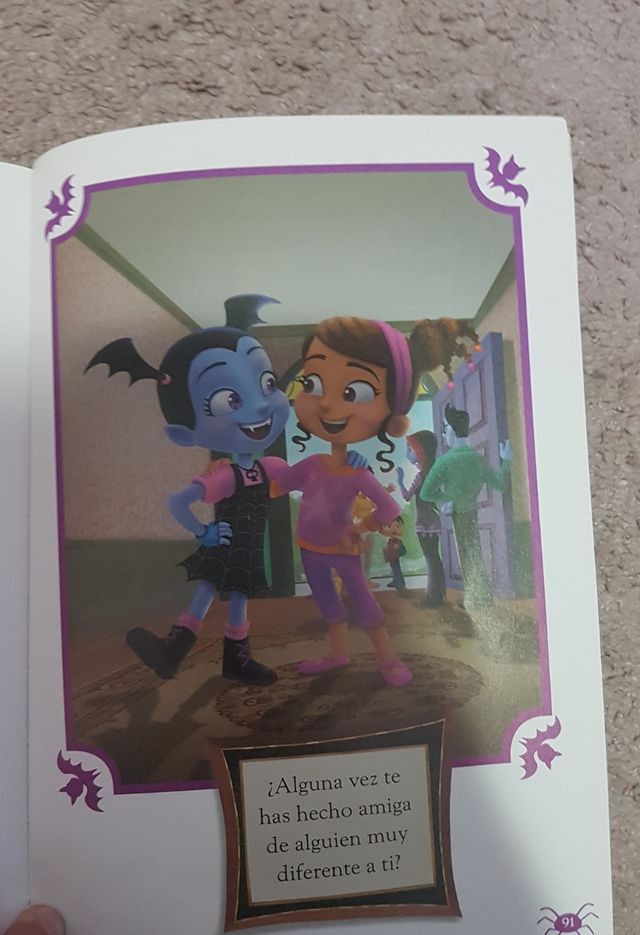 Mochila con un osito futbolero.